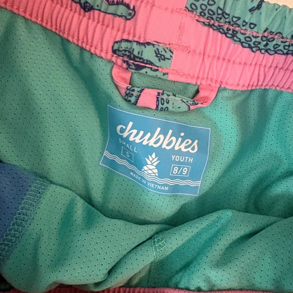 Chubbies Kids The Glades Classic Lined Swim Trunks- Youth Size Small